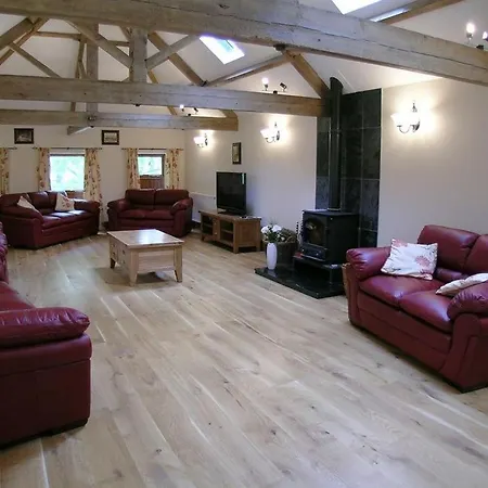 Nocleg ze śniadaniem At Newton House Farm