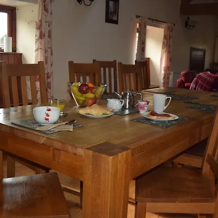 B&B At Newton House Farm Bed & Breakfast *